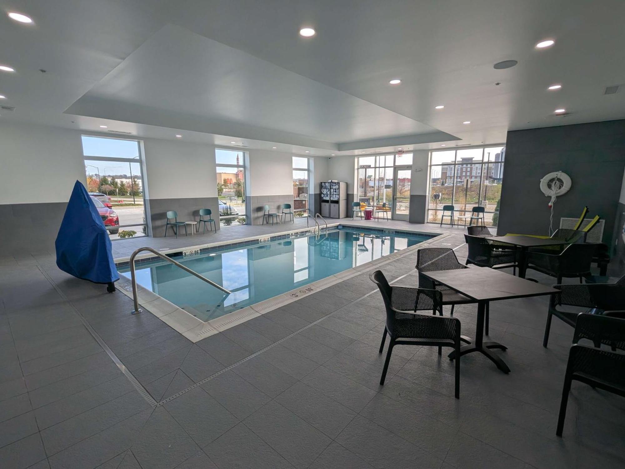 Home2 Suites By Hilton Cincinnati Midtown Oakley Exteriör bild